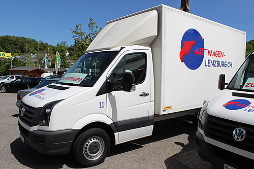 Lieferwagen mit Hebebühne Lieferwagen mit Hebebühne